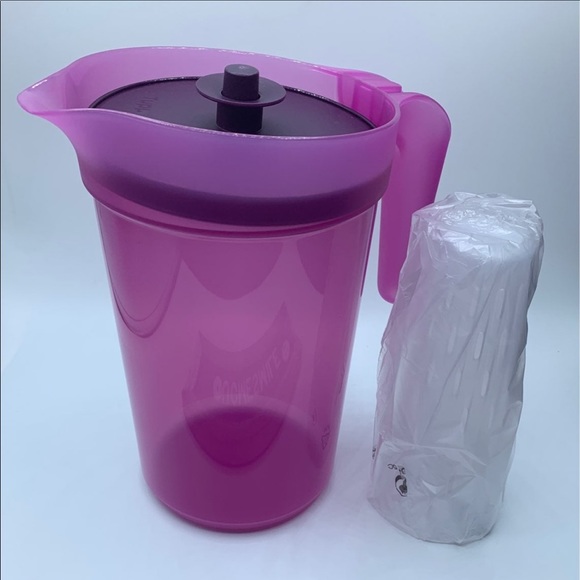 Tupperware Pitcher with Infuser - Picture 1 of 4